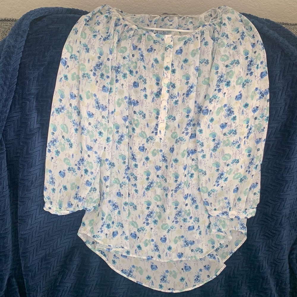 Multi blue blouse
